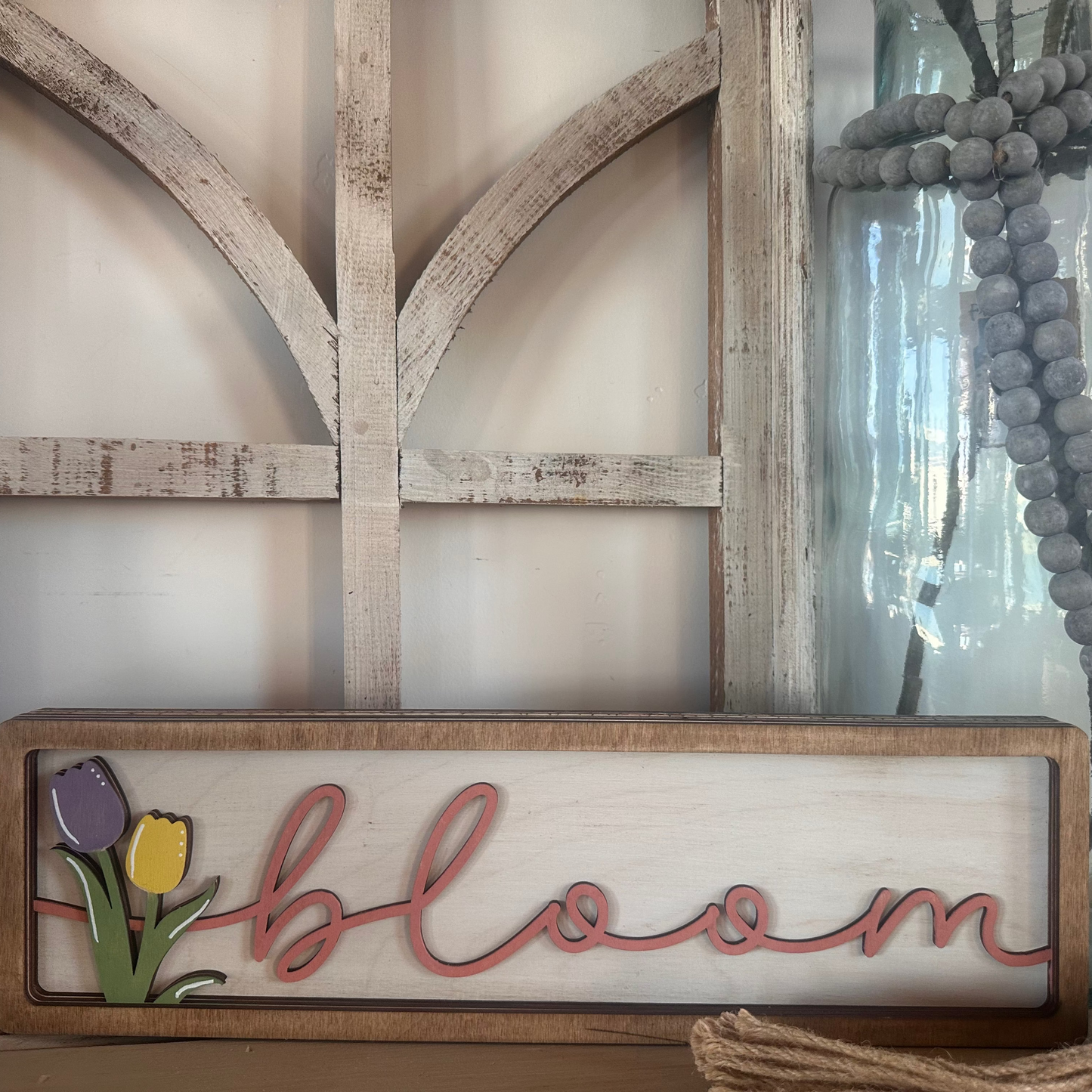 Bloom Chunky Shelf Sitter