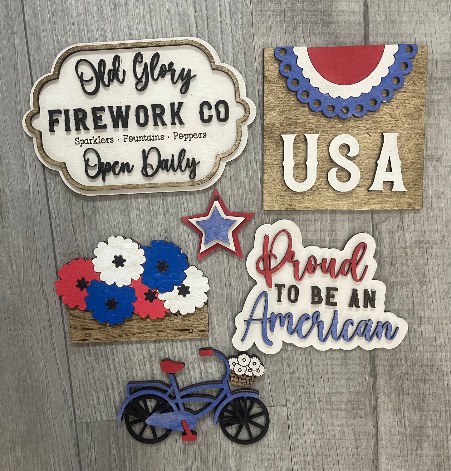 Patriotic Tier Tray Set
