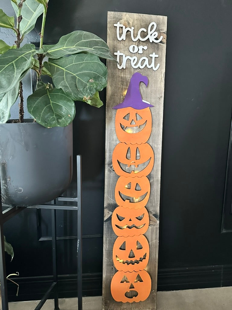 Trick or Treat Light Up Porch Sign