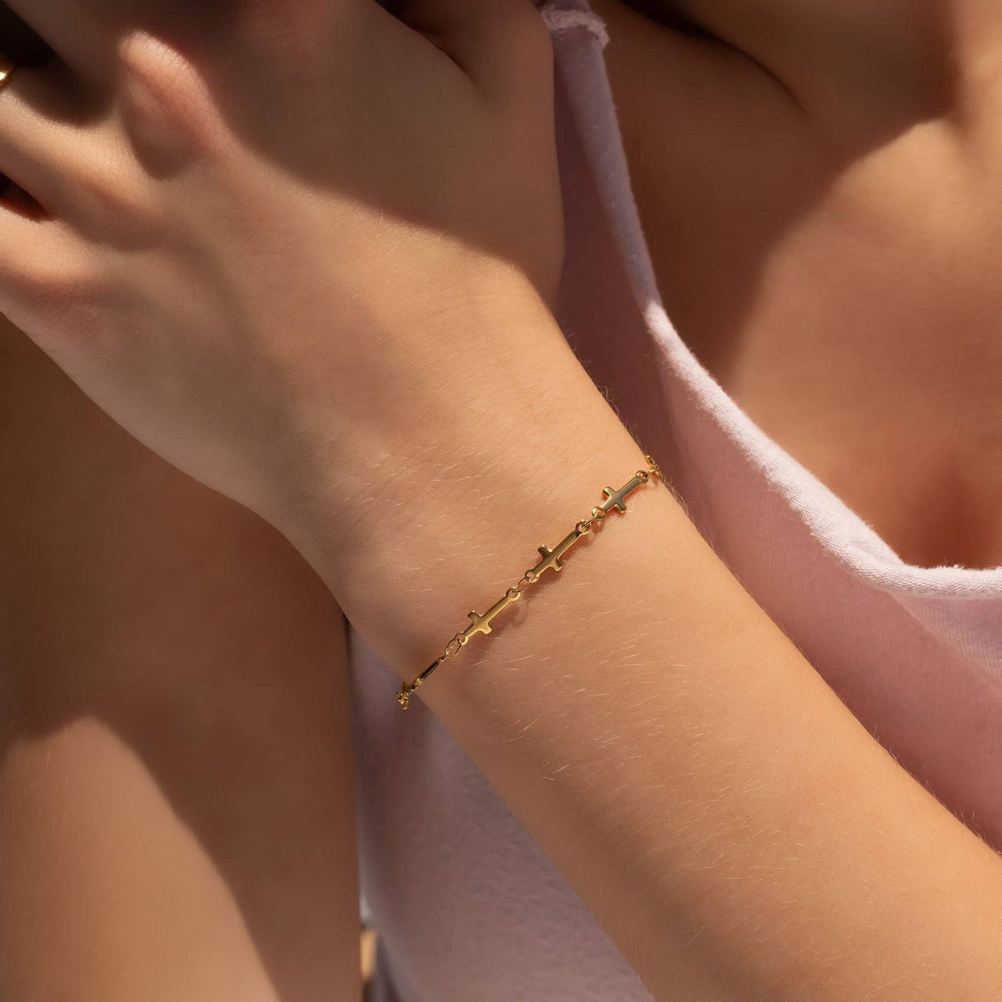 18K Gold PVD Stainless Steel Cross Chain Bracelet