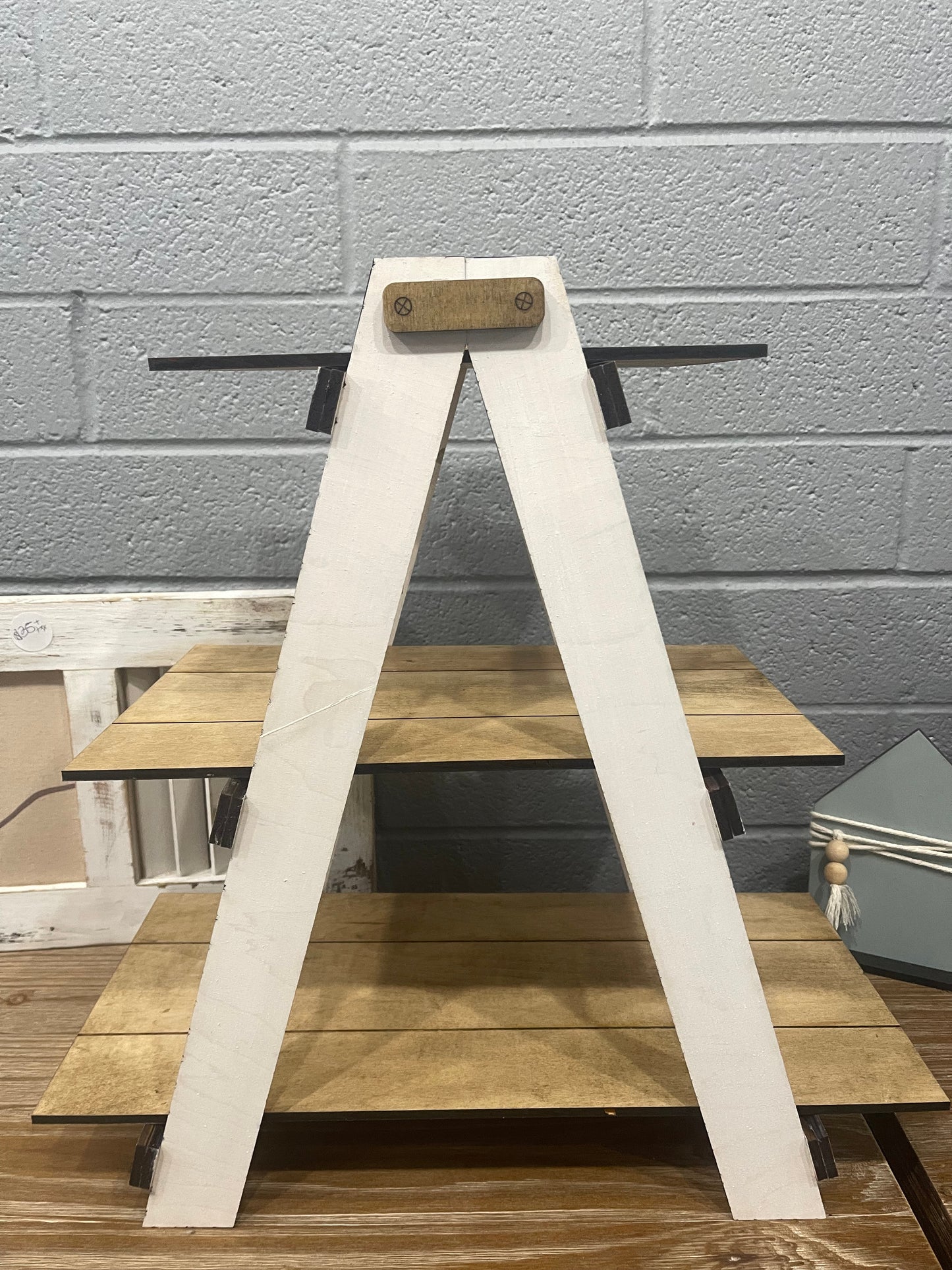 Tier Tray Ladder