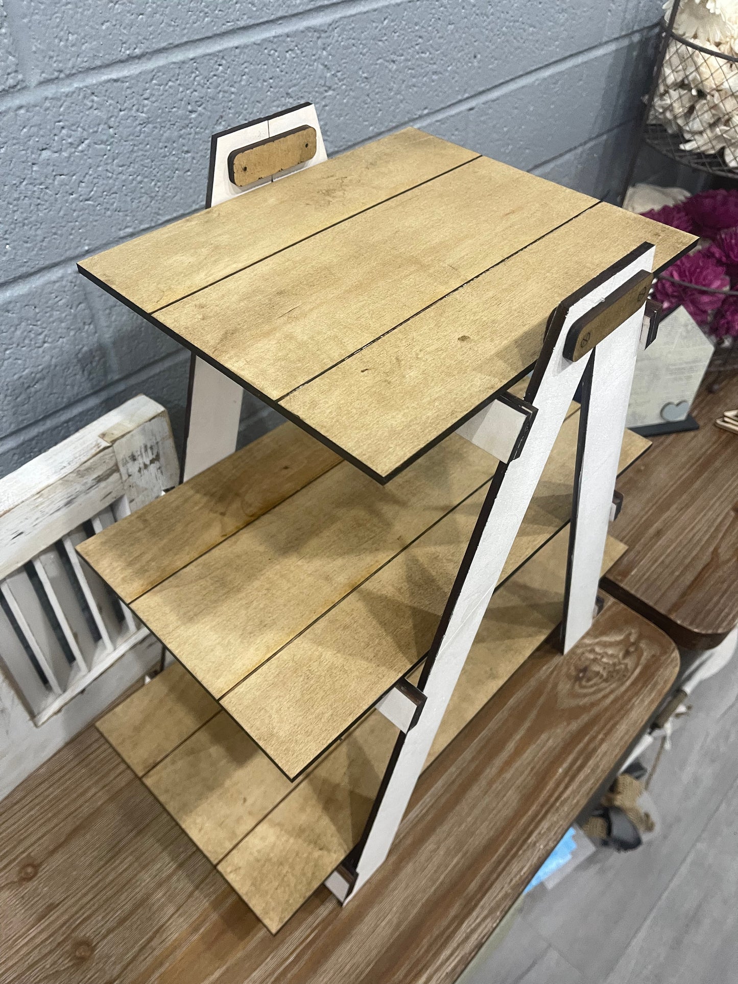 Tier Tray Ladder